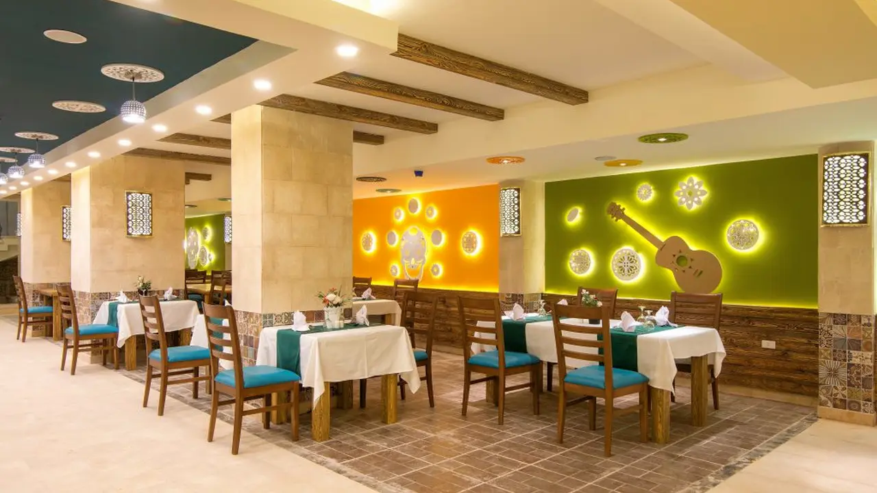 الفندق جرافيتي & أكوا بارك للعائلات والأزواج فقط - سهل حشيش